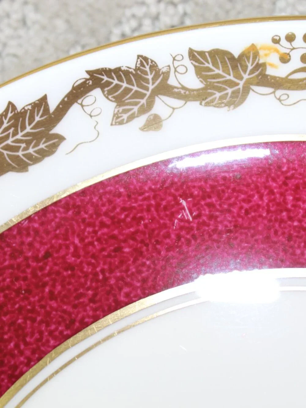 RARE! Wedgwood Whitehall W3994 Bone China Powder Ruby Crescent Salad Plate